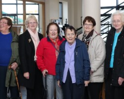 Local Link Mayo host National Age Friendly Recognition and Achievement Judges at an event in the Father Peyton Centre, Attymass. Pictured at the event are Tim Quinn, Director Local Link with Seamus Murphy, Driver of Local Link bus and the Geesla Cairde le Cheile members Mary Gaughan, Mary Sweeney, Barbara Lennnighan, Nora Mannion, Sadie Kennedy, Nora Gaughan, Mary Carlon and Ann McGuire. Pic: Heverin Print. Tim Quinn with Seamus Murphy, Mary Gaughan, Mary Sweeney, Barbara Lennnighan, Nora Mannion, Sadie Kennedy, Nora Gaughan, Mary Carlon and Ann McGuire
