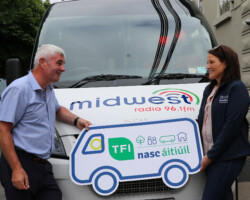 Sarah Togher (TFI Local Link Mayo Manager pictured at the launch with businessman and entrepreneur (founder of Aer Aran Express and Aer Lingus regional)