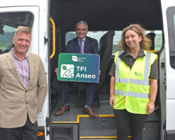 Pictured are from L/R: Dominic Hannigan, Head of Public Transport Regulation, NTA Minister for Social Protection and Minister for Rural and Community Development and the Gaeltacht, Dara Calleary TD and Jade O’Haire, TFI Local Link Mayo Driver.
Photo Conor McKeown